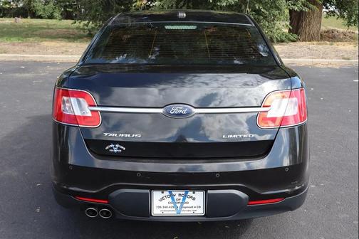 2010 Ford Taurus Limited