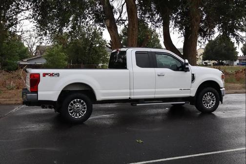 White 2020 Ford F-350 Lariat