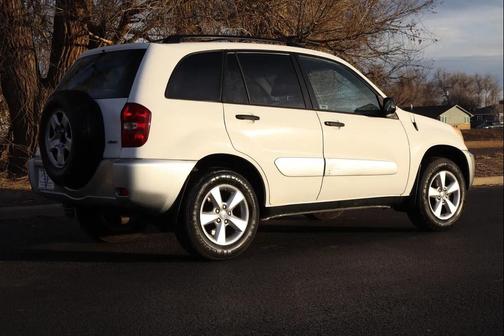 2005 Toyota RAV4 Base