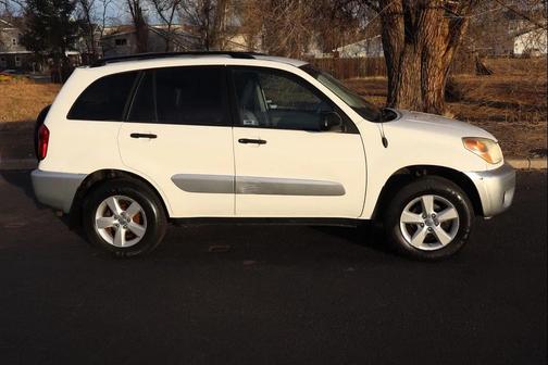 2005 Toyota RAV4 Base