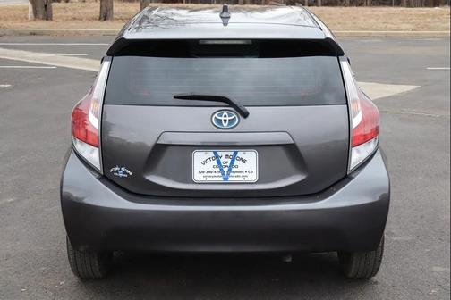 2016 Toyota Prius c One