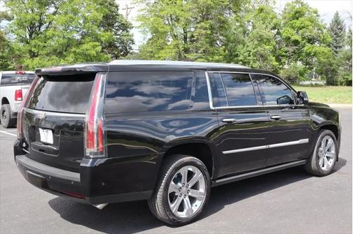 2018 Cadillac Escalade ESV Premium Luxury