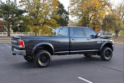 2017 RAM 3500 Limited Crew Cab 4x4 8' Box
