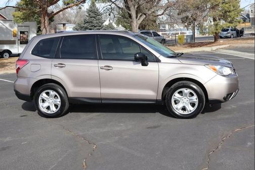 2014 Subaru Forester 2.5i