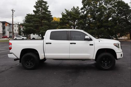 2016 Toyota Tundra 