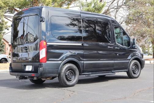 2017 Ford Transit-150 XLT