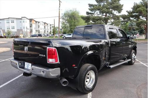 2015 RAM 3500 Laramie