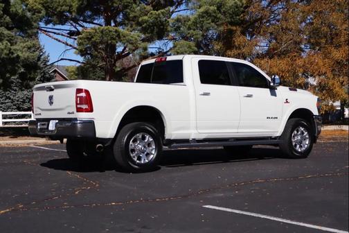 2022 RAM 2500 Laramie Crew Cab 4x4 6'4' Box