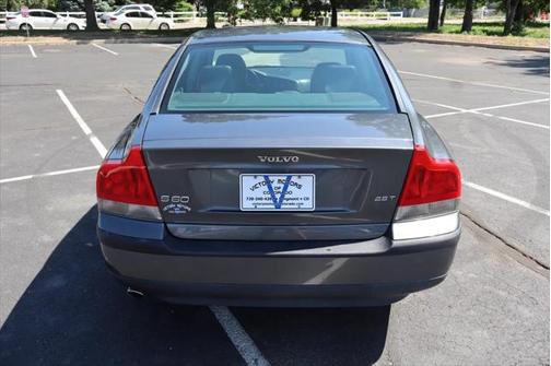 2004 Volvo S60 2.5T
