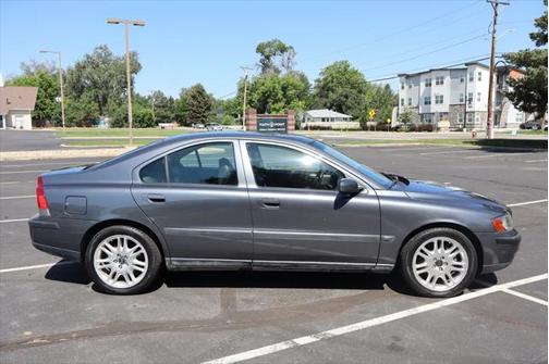2004 Volvo S60 2.5T