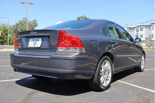 2004 Volvo S60 2.5T