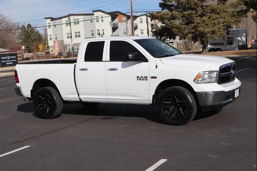 2016 RAM 1500 SLT