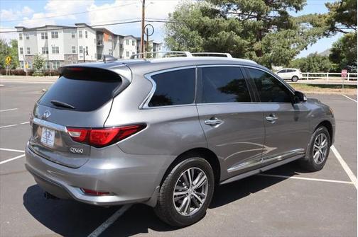 2017 INFINITI QX60 Base