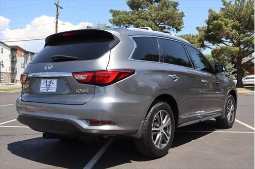 2017 INFINITI QX60 Base