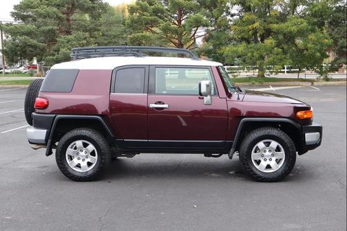 2007 Toyota FJ Cruiser Base