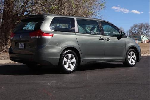 2013 Toyota Sienna SE