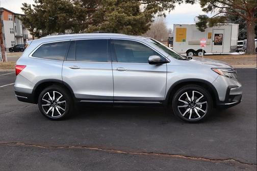 2020 Honda Pilot Touring 8-Passenger