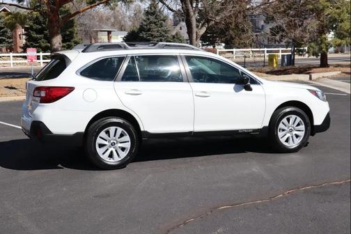 2018 Subaru Outback 2.5i