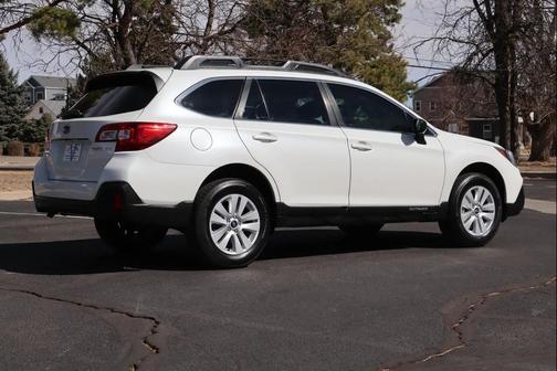 2018 Subaru Outback 2.5i