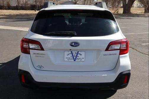 2018 Subaru Outback 2.5i