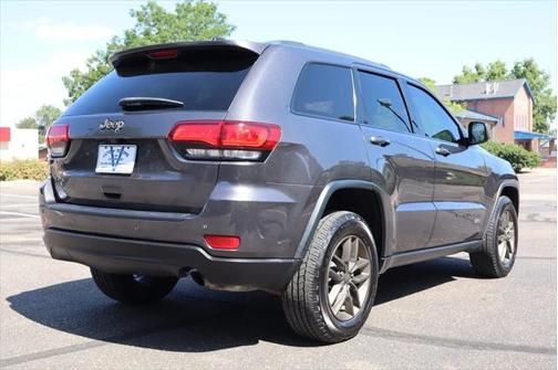 2016 Jeep Grand Cherokee Laredo