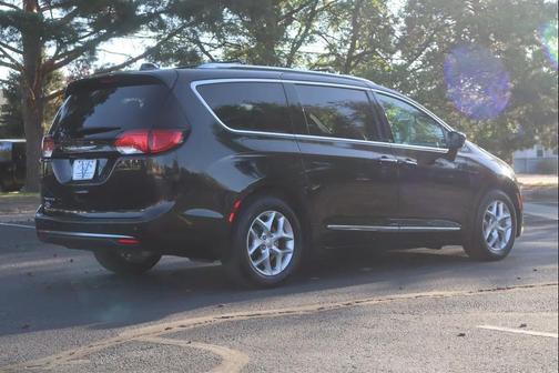 Black 2019 Chrysler Pacifica Touring-L Plus