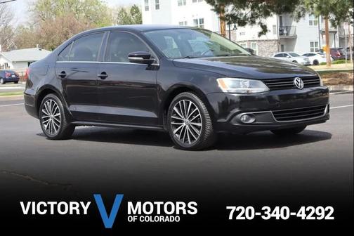Black Uni 2012 Volkswagen Jetta SEL Premium