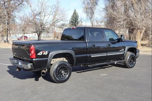 2007 Chevrolet Silverado 2500 LT1 H/D Crew Cab Classic