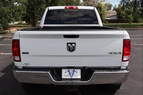 2017 RAM 2500 SLT Crew Cab 4x4 6'4' Box