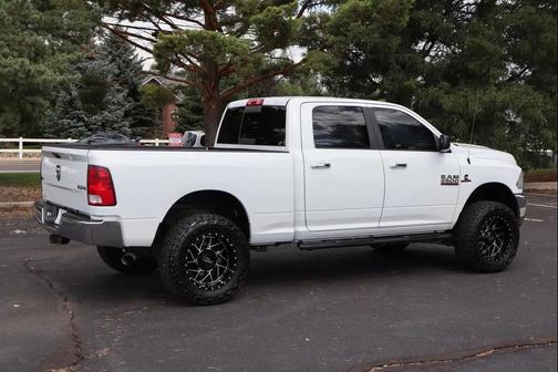 2017 RAM 2500 SLT Crew Cab 4x4 6'4' Box