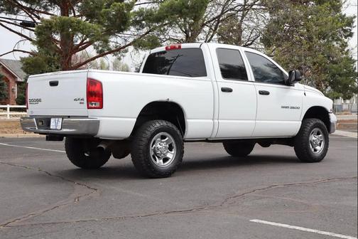 White 2003 Dodge Ram 2500 SLT