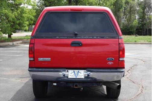 2005 Ford F-350 XL Crew Cab