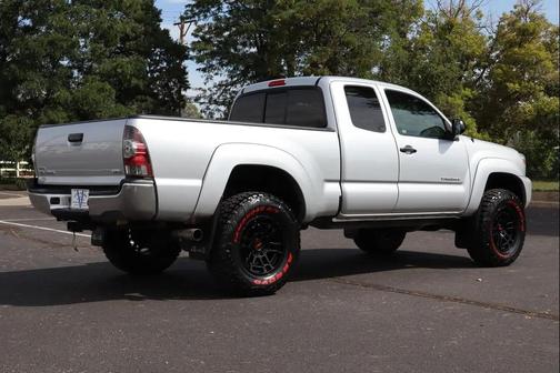 2013 Toyota Tacoma Base