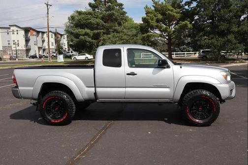 2013 Toyota Tacoma Base