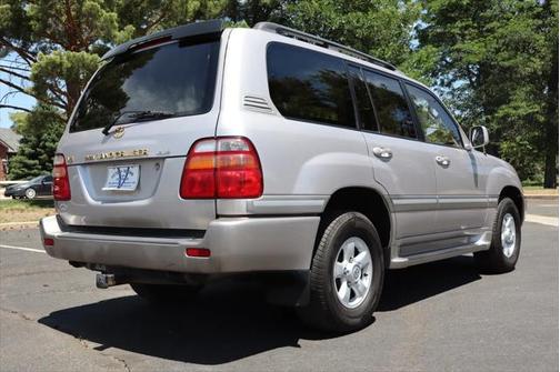 2000 Toyota Land Cruiser Base