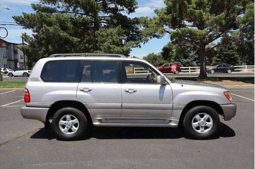 2000 Toyota Land Cruiser Base