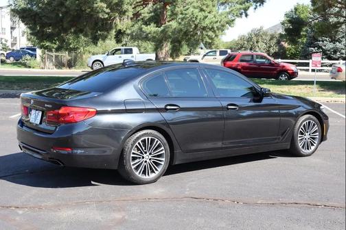 2018 BMW 540 540i