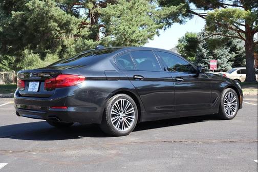 2018 BMW 540 540i