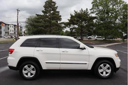 2012 Jeep Grand Cherokee Laredo