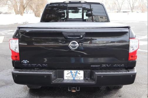 2018 Nissan Titan SV