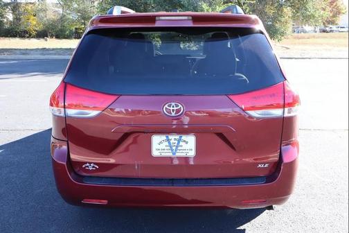 2014 Toyota Sienna XLE