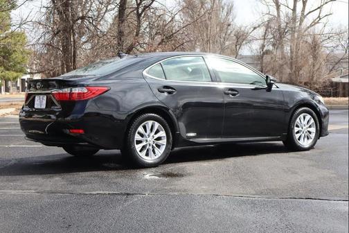 2014 Lexus ES 300h Base