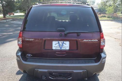 Currant Red Metallic 2007 Isuzu Ascender S
