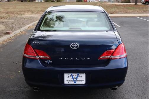 2007 Toyota Avalon XL
