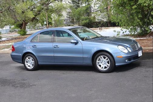 Blue 2005 Mercedes-Benz E-Class 4MATIC