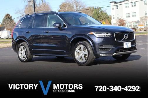 2016 Volvo XC90 T6 Momentum