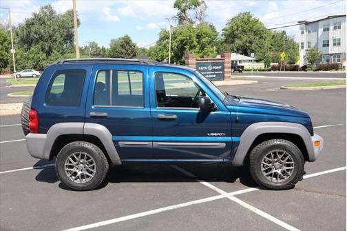 2004 Jeep Liberty Sport