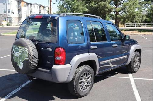 2004 Jeep Liberty Sport