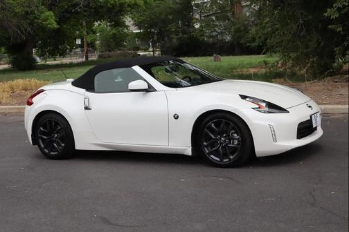 2019 Nissan 370Z Touring