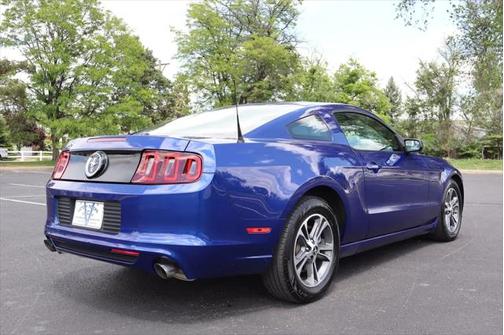 2013 Ford Mustang V6